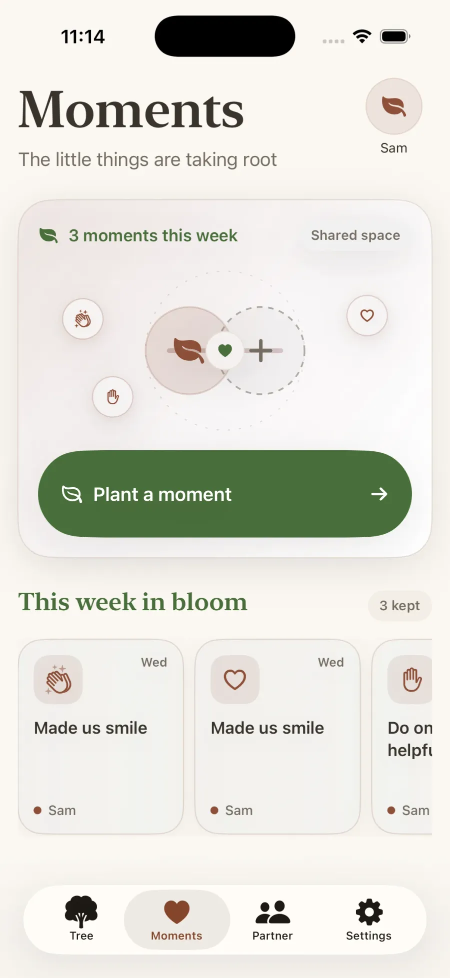 Relatree moments screen with the shared care garden